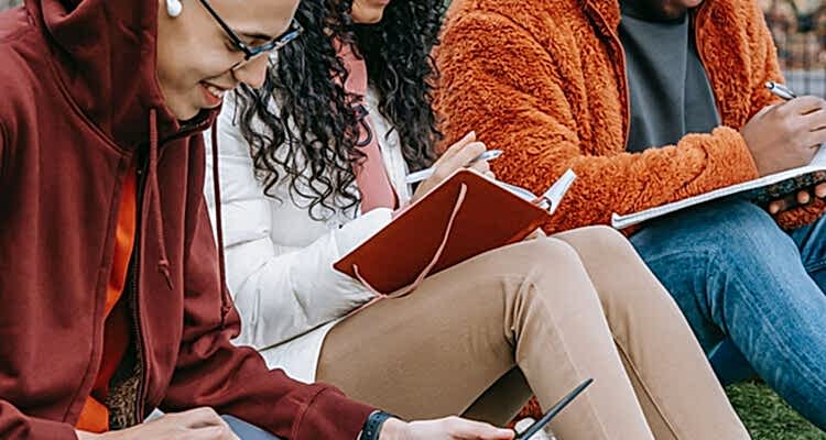 yurtdisi-egitim-ap-2 yurtdisi-egitim-ap-2